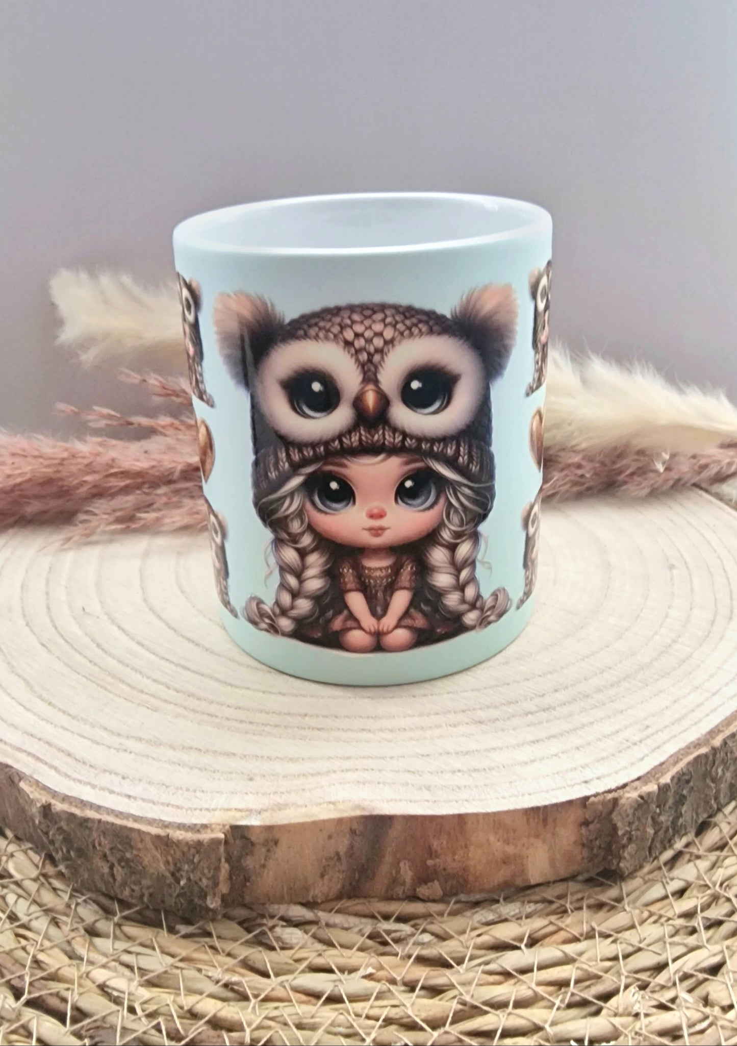 Tasse mit Eulenmotiv