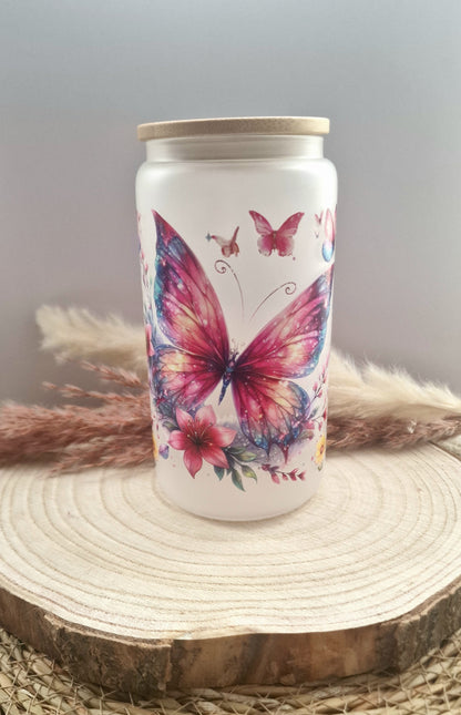 Trinkglas mit Schmetterling Motiv