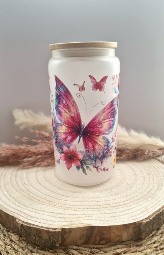 Trinkglas mit Schmetterling Motiv